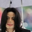 Michael Jackson arrives at the Santa Barbara County courthouse.