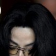 Michael Jackson arrives at the Santa Barbara County courthouse.