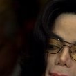 Michael Jackson arrives at the Santa Barbara County courthouse.