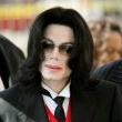 Michael Jackson arrives at the Santa Barbara County courthouse.