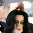 Michael Jackson arrives at the Santa Barbara County courthouse.