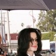 Michael Jackson arrives at the Santa Barbara County courthouse.