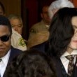 Michael Jackson arrives at the Santa Barbara County courthouse.