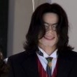 Michael Jackson arrives at the Santa Barbara County courthouse.