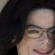 Michael Jackson arrives at the Santa Barbara County courthouse.