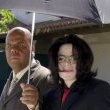 Michael Jackson arrives at the Santa Barbara County courthouse.