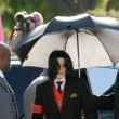 Michael Jackson arrives at the Santa Barbara County courthouse.