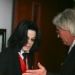 Michael Jackson arrives at the Santa Barbara County courthouse.