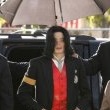 Michael Jackson arrives at the Santa Barbara County courthouse.