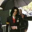 Michael Jackson arrives at the Santa Barbara County courthouse.