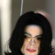 Michael Jackson arrives at the Santa Barbara County courthouse.