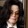 Michael Jackson arrives at the Santa Barbara County courthouse.