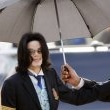 Michael Jackson arrives at the Santa Barbara County courthouse.
