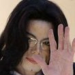 Michael Jackson arrives at the Santa Barbara County courthouse.