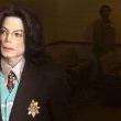 Michael Jackson arrives at the Santa Barbara County courthouse.