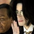 Michael Jackson arrives at the Santa Barbara County courthouse.