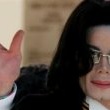 Michael Jackson arrives at the Santa Barbara County courthouse.