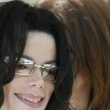 Michael Jackson arrives at the Santa Barbara County courthouse.