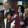 Michael Jackson arrives at the Santa Barbara County courthouse.