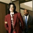 Michael Jackson arrives at the Santa Barbara County courthouse.