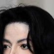 Michael Jackson arrives at the Santa Barbara County courthouse.