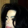 Michael Jackson arrives at the Santa Barbara County courthouse.