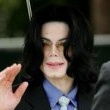 Michael Jackson arrives at the Santa Barbara County courthouse.