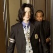 Michael Jackson arrives at the Santa Barbara County courthouse.