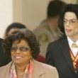 Michael Jackson arrives at the Santa Barbara County courthouse.