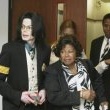 Michael Jackson arrives at the Santa Barbara County courthouse.