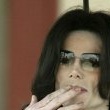 Michael Jackson arrives at the Santa Barbara County courthouse.