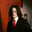 Michael Jackson arrives at the Santa Barbara County courthouse.