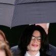 Michael Jackson arrives at the Santa Barbara County courthouse.