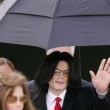 Michael Jackson arrives at the Santa Barbara County courthouse.