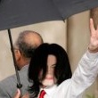 Michael Jackson arrives at the Santa Barbara County courthouse.