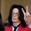 Michael Jackson arrives at the Santa Barbara County courthouse.