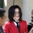 Michael Jackson arrives at the Santa Barbara County courthouse.