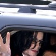 Michael Jackson arrives at the Santa Barbara County courthouse.