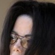Michael Jackson arrives at the Santa Barbara County courthouse.