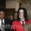 Michael Jackson arrives at the Santa Barbara County courthouse.