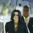 Michael Jackson arrives at the Santa Barbara County courthouse.
