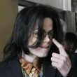 Michael Jackson arrives at the Santa Barbara County courthouse.
