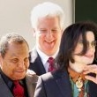 Michael Jackson arrives at the Santa Barbara County courthouse.
