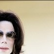 Michael Jackson arrives at the Santa Barbara County courthouse.