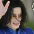 Michael Jackson arrives at the Santa Barbara County courthouse.