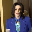 Michael Jackson arrives at the Santa Barbara County courthouse.
