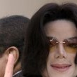 Michael Jackson arrives at the Santa Barbara County courthouse.