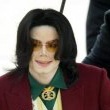 Michael Jackson arrives at the Santa Barbara County courthouse.
