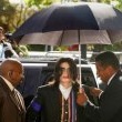 Michael Jackson arrives at the Santa Barbara County courthouse.