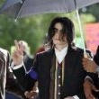 Michael Jackson arrives at the Santa Barbara County courthouse.